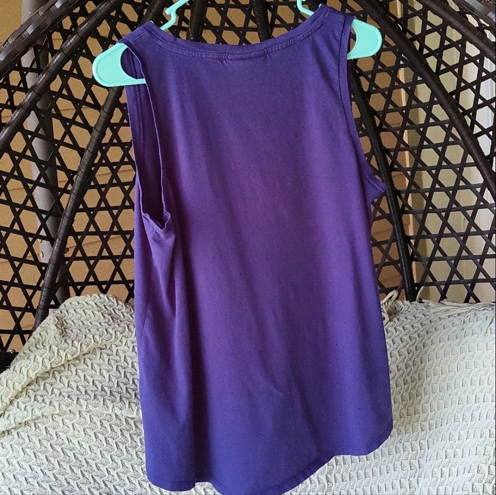 ๐ Organic Cotton Mushroom V-neck Tank - Picture 9 of 9